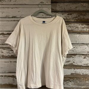 Old Navy Cream Short Sleeve Tee